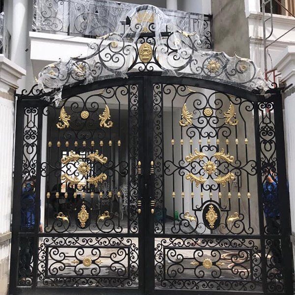 Cổng sắt